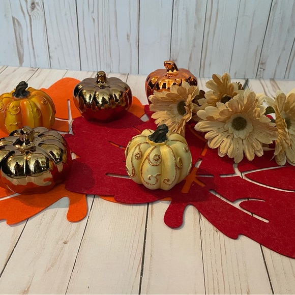 Fall decor - Picture 2 of 9